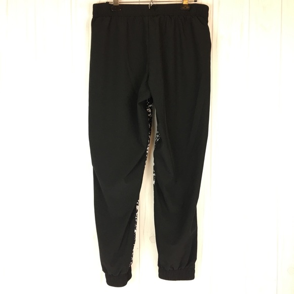 Fabletics Lightweight Joggers Track Pants XL - Picture 7 of 11
